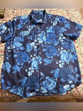 Cisco Blue Floral Short-Sleeve Button-Up Shirt